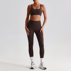 High-Waist Sports Set for Women – Tight-Back Crop Top & Sculpting Leggings