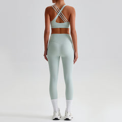 High-Waist Sports Set for Women – Tight-Back Crop Top & Sculpting Leggings