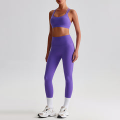 High-Waist Sports Set for Women – Tight-Back Crop Top & Sculpting Leggings