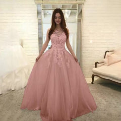 Sleeveless Lace Wedding Dress – Floral A-Line Bridal Gown