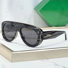 Oval Acetate Sunglasses for Men & Women – Thick Frame Retro UV400 Eyewear | High-Quality
