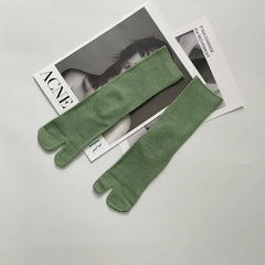 Japanese-Inspired Split Toe Socks – High-Quality Combed Cotton Two-Toed Socks for Men & Women