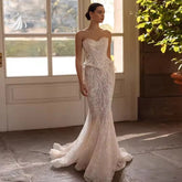 Custom Sweetheart Mermaid Wedding Dress – Handcrafted Lace Appliqué Bridal Gown with Tailored Fit