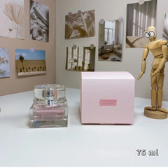 Almond Aquatic Fougère Perfume – Unisex Daily Fragrance for Men & Women