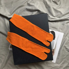 Japanese-Inspired Split Toe Socks – High-Quality Combed Cotton Two-Toed Socks for Men & Women
