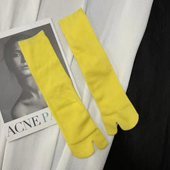 Japanese-Inspired Split Toe Socks – High-Quality Combed Cotton Two-Toed Socks for Men & Women