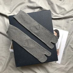 Japanese-Inspired Split Toe Socks – High-Quality Combed Cotton Two-Toed Socks for Men & Women