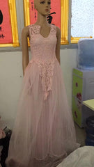 Sleeveless Lace Wedding Dress – Floral A-Line Bridal Gown