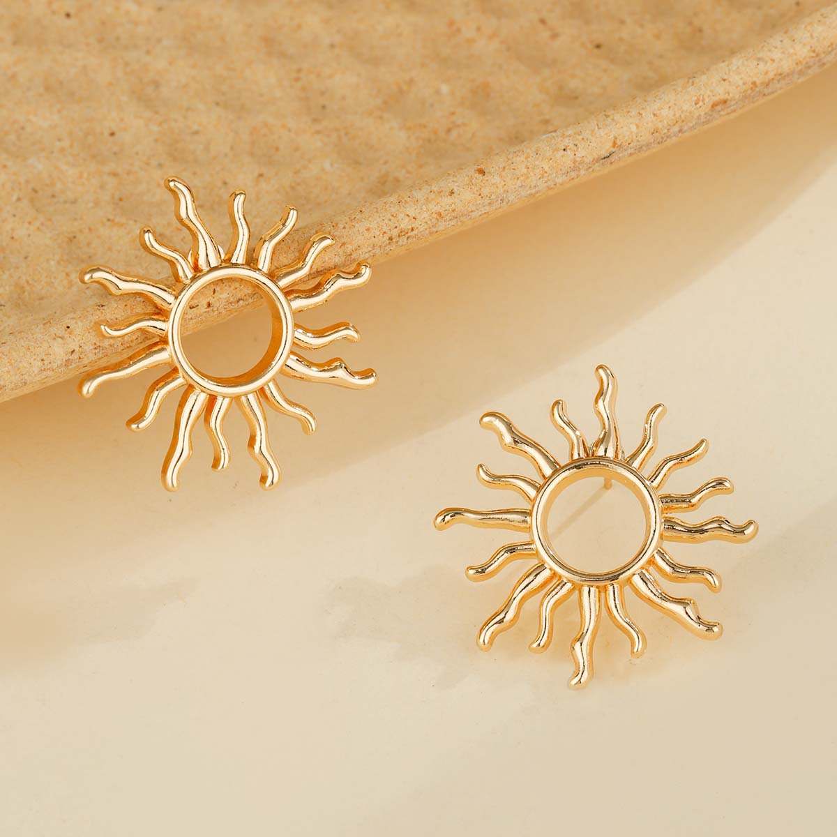 Sunflower Stud Earrings – Nickel-Free Alloy Hypoallergenic Everyday