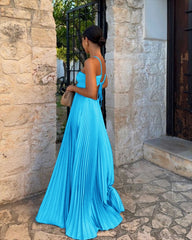 Pleated Halter Dress – High Waist Open Back Evening Club