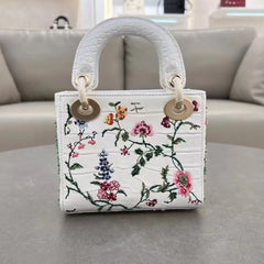 Embroidered Flower Bead Crossbody Bag – Versatile Handheld & Shoulder Purse with Chain Strap