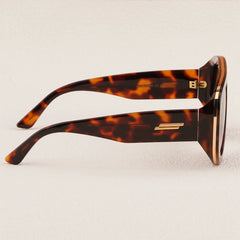 Oval Acetate Sunglasses for Men & Women – Thick Frame Retro UV400 Eyewear | High-Quality
