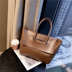 Women’s Elegant Vegan Leather Retro Shoulder Bag